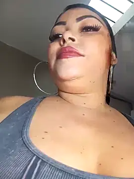 EmaBakker online show from 10/29/25, 12:29