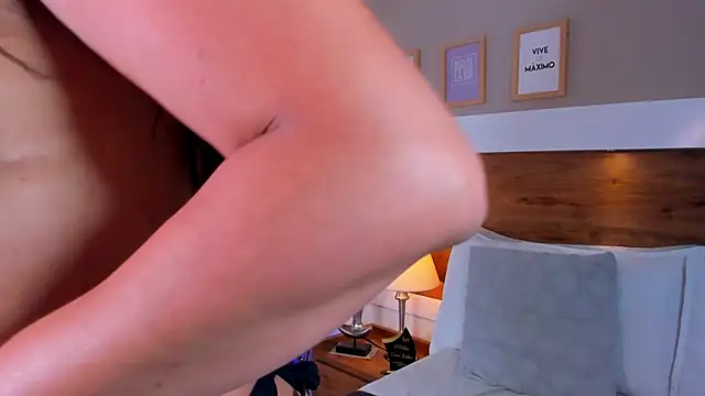 EmaBakker online show from 02/10/26, 06:50