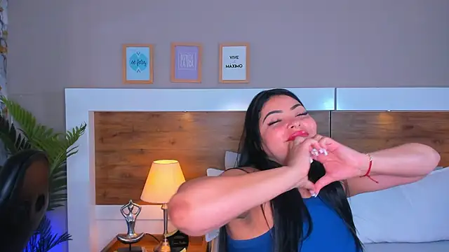 EmaBakker online show from 03/19/26, 07:56