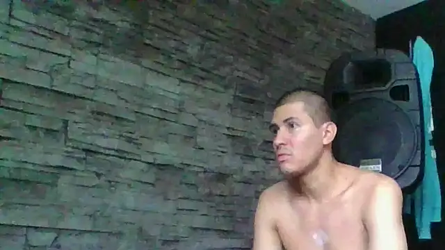 Sexylatin64 online show from 11/08/25, 08:07