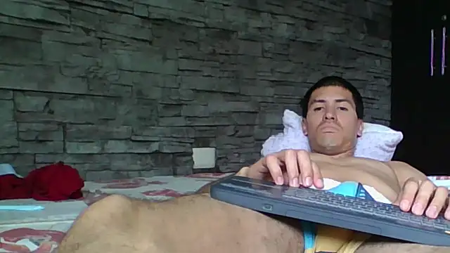 Sexylatin64 online show from 05/23/26, 04:00