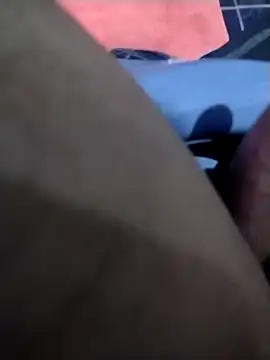 Snapshot of lm279 chatting on 01/15/25, 04:54 lm279 online show from 01/15/25, 04:54