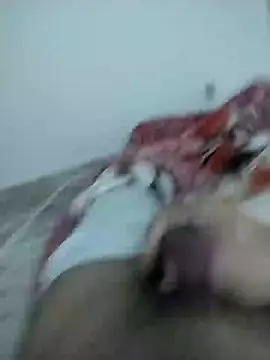 Snapshot of lm279 chatting on 02/02/25, 01:19 lm279 online show from 02/02/25, 01:19