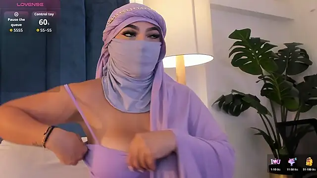  malih  online show from 10/30/25, 01:34