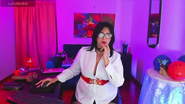 Venus R0se online show from 11/17/25, 02:12