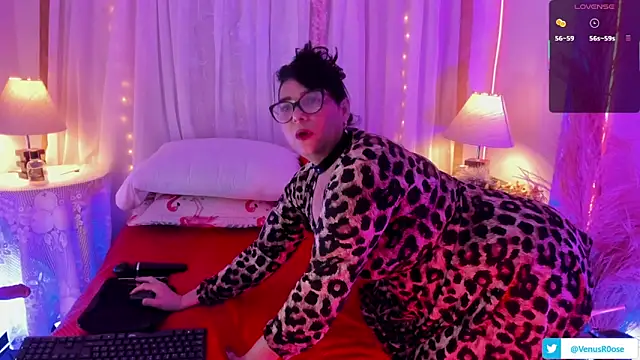 Venus R0se online show from 04/04/26, 09:51