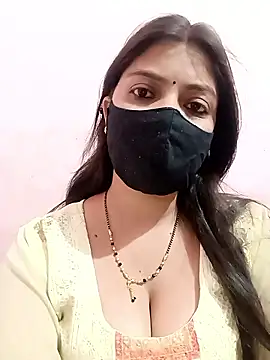 Snapshot of Mahi_Baby25 chatting on 03/28/26, 03:11 Mahi Baby25 online show from 03/28/26, 03:11