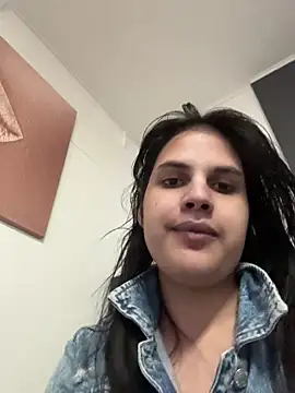 GiuliaHarvey online show from 04/07/26, 07:42