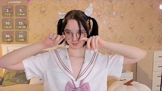 Nora Failure online show from 12/19/24, 04:34