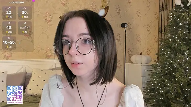 Nora Failure online show from 12/25/24, 08:07