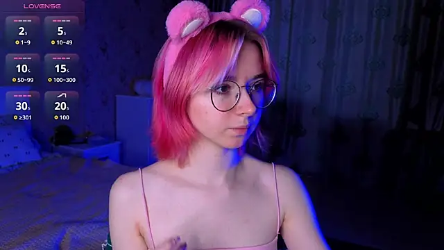 Nora Failure online show from 10/14/25, 08:59