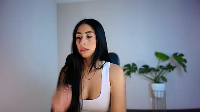 auroracaruso11 online show from 02/18/26, 03:41