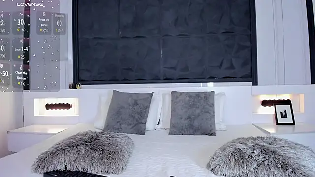 SaraGomez1 online show from 03/04/25, 01:17