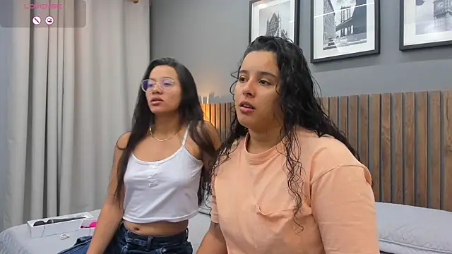 Dilan y Mia online show from 01/15/25, 01:20