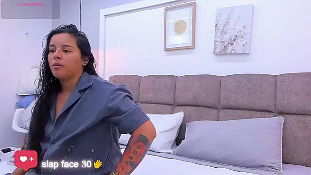 Dilan y Mia online show from 03/19/25, 01:18