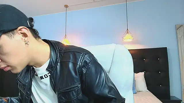 Lobo 17  online show from 03/13/25, 04:16