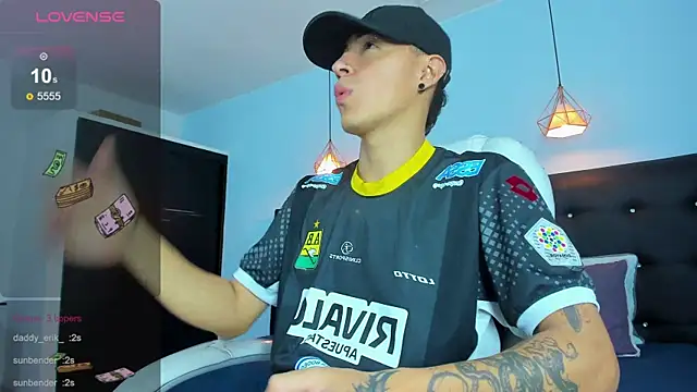 Lobo 17  online show from 11/23/25, 03:39