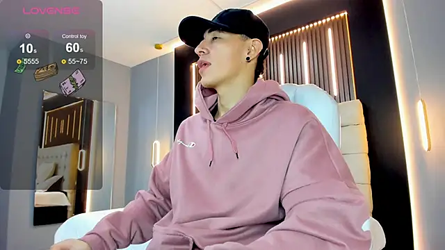 Lobo 17  online show from 02/07/26, 03:10