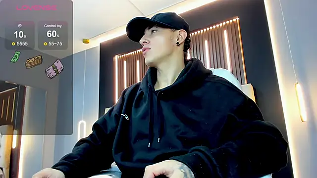 Lobo 17  online show from 02/21/26, 03:29