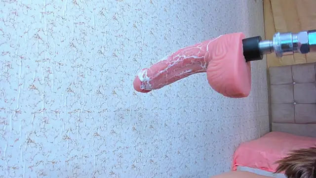 Snapshot of Annaraquel_ chatting on 12/11/24, 07:57 Annaraquel  online show from 12/11/24, 07:57