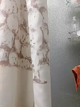 QcMisterv13 online show from 10/11/25, 01:05