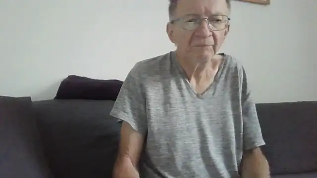 Snapshot of naturiste974 chatting on 06/01/26, 05:20 naturiste974 online show from 06/01/26, 05:20