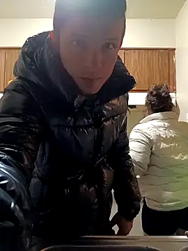 Snapshot of thebest20000 chatting on 01/22/25, 10:37 thebest20000 online show from 01/22/25, 10:37