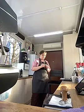 cinnabon  online show from 01/29/25, 11:41