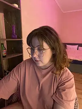 cinnabon  online show from 02/10/25, 06:56