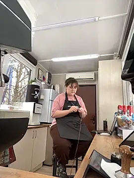 cinnabon  online show from 02/16/25, 07:59