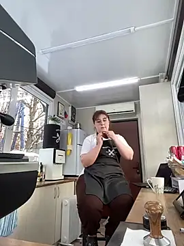 cinnabon  online show from 03/01/25, 02:23