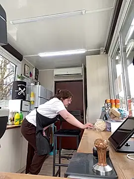 cinnabon  online show from 03/20/25, 09:48