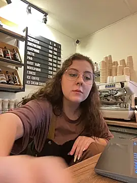 cinnabon  online show from 10/06/25, 12:35