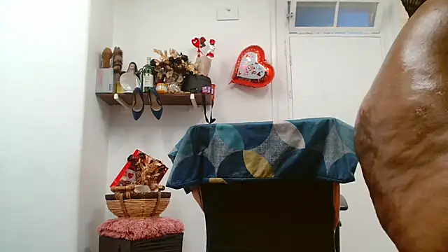 xTALLSEXYBUMx online show from 04/17/26, 08:23