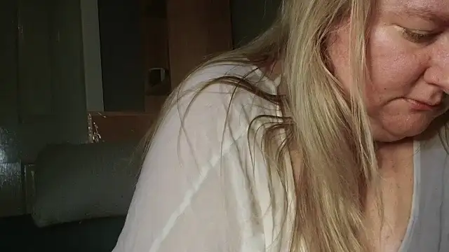 Marie Slate online show from 01/25/25, 06:02