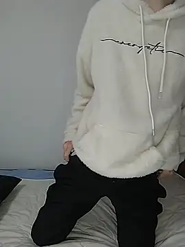 itsme LEON online show from 01/10/25, 01:09