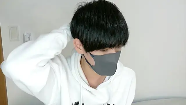 itsme LEON online show from 11/28/25, 01:03