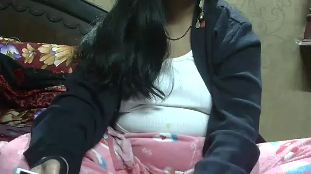 Snapshot of Tameesh_sexy_mistress chatting on 02/08/25, 03:42 Tameesh sexy mistress online show from 02/08/25, 03:42