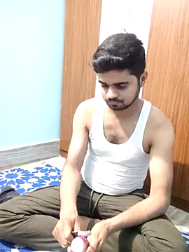 Snapshot of Ishan003 chatting on 04/22/26, 02:40 Ishan003 online show from 04/22/26, 02:40