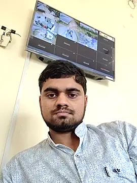 Snapshot of Ishan003 chatting on 04/23/26, 07:30 Ishan003 online show from 04/23/26, 07:30
