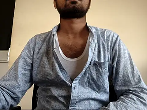 Snapshot of Ishan003 chatting on 05/10/26, 06:40 Ishan003 online show from 05/10/26, 06:40