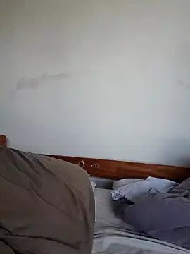 Snapshot of clemhotxxxx chatting on 03/02/25, 10:35 clemhotxxxx online show from 03/02/25, 10:35