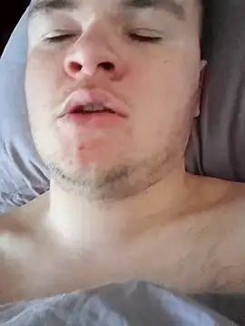 Snapshot of clemhotxxxx chatting on 03/09/25, 10:19 clemhotxxxx online show from 03/09/25, 10:19