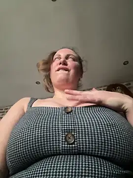 Snapshot of Yanacool007 chatting on 02/13/26, 01:07 Yanacool007 online show from 02/13/26, 01:07