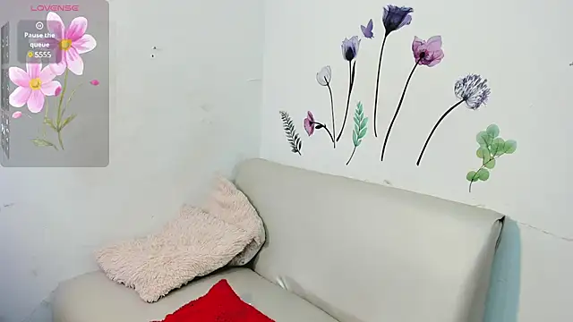 Snapshot of michell___ chatting on 12/06/24, 07:21 michell online show from 12/06/24, 07:21