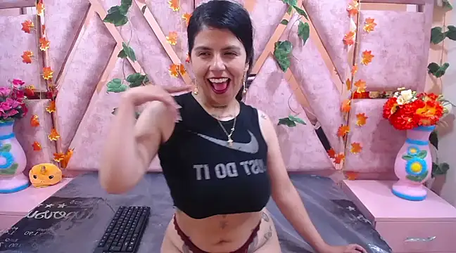 CataleyaLars20 online show from 02/14/25, 12:25