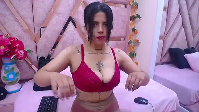 CataleyaLars20 online show from 12/05/25, 12:25