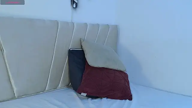 mikoto urab online show from 12/22/25, 07:44