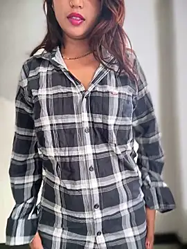 Snapshot of DiyAsingHh chatting on 03/20/26, 02:05 DiyAsingHh online show from 03/20/26, 02:05