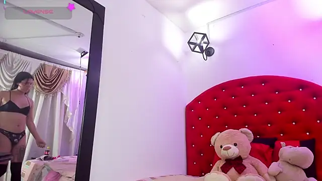 brittany williams  online show from 03/04/25, 12:33